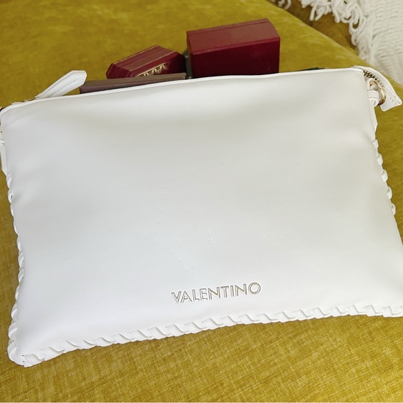 AUTHENTIC VALENTINO White Purse Envelope - Picture 1 of 4